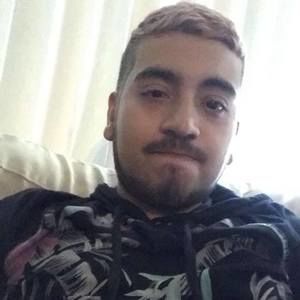 Meet your Posher, Carlos